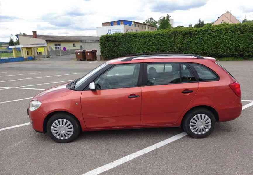 Škoda Fabia 1.2i Combi r.v.2009 1.Majitel stk:5/2028 - foto 2