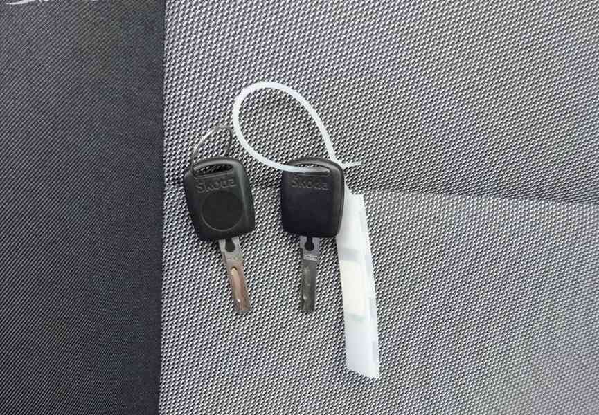 Škoda Fabia 1.2i Combi r.v.2009 1.Majitel stk:5/2028 - foto 18