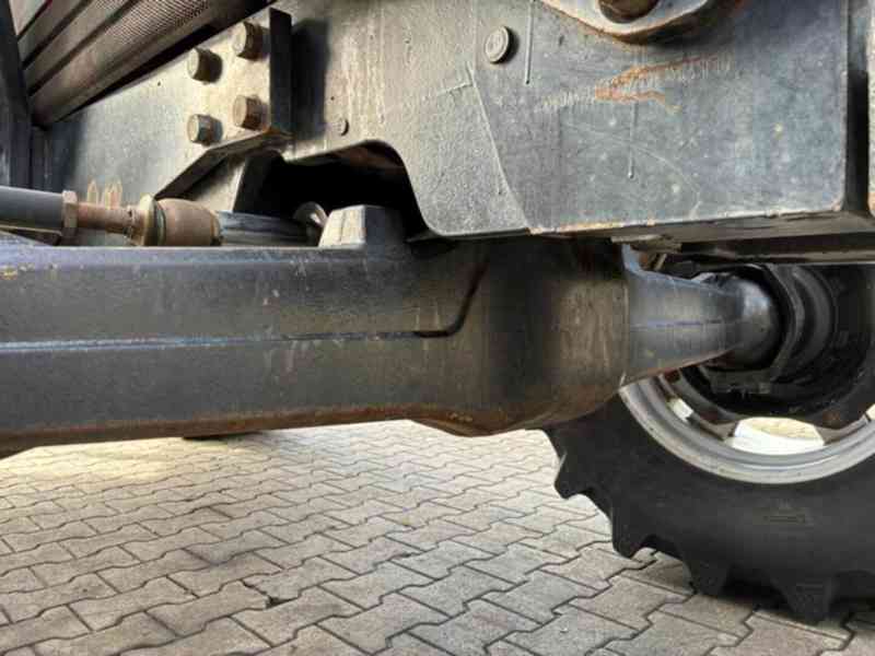 Traktor Case IH Maxxum 5140 Pro - foto 4