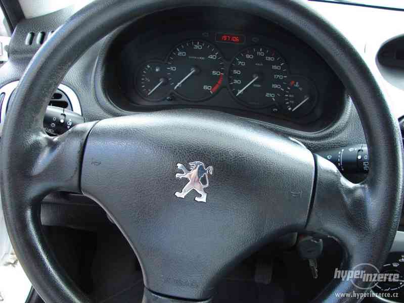 Peugeot 206 1.4 HDI r.v.2005 - foto 9