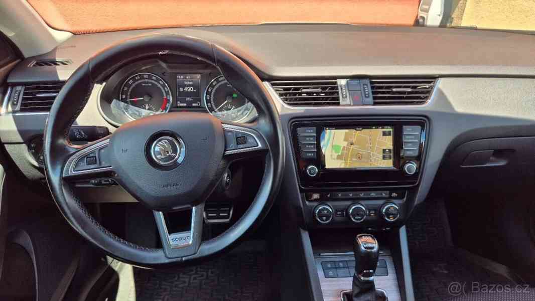 Škoda Octavia 2,0   135 kW, DSG, r.v.2016, bílá - foto 5