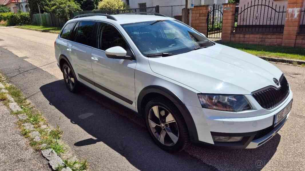 Škoda Octavia 2,0   135 kW, DSG, r.v.2016, bílá - foto 2