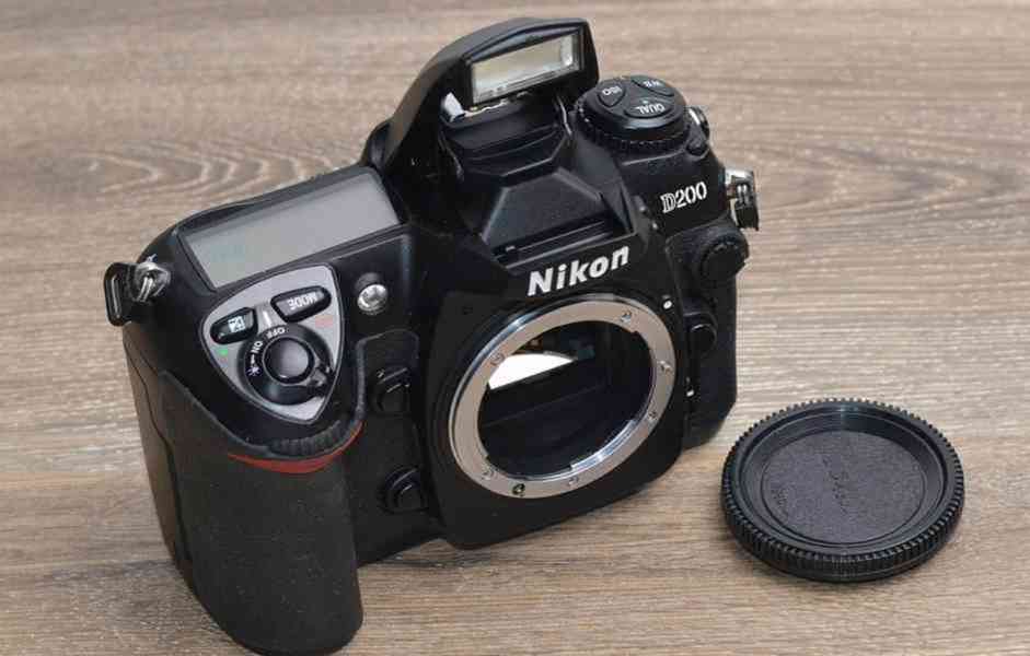 Nikon D200 **10.2 Mpix CCD*Poloprof.  59000 Exp. - foto 3