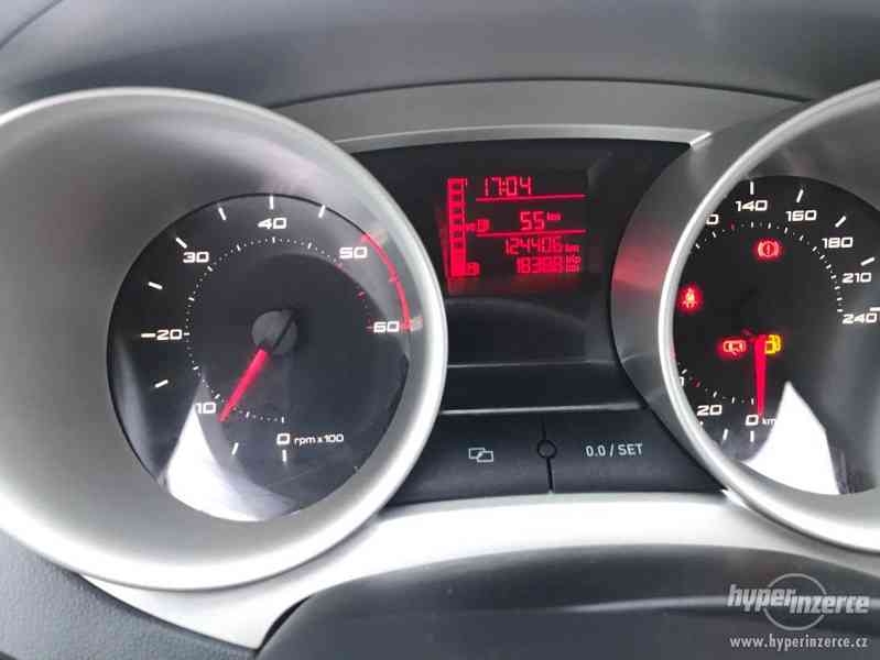SEAT Ibiza ST 1,6TDI, 77Kw, 125 000 km, plná serv. historie! - foto 5