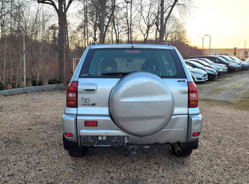 Toyota RAV4 2.0i Sol benzín 110kw - foto 5