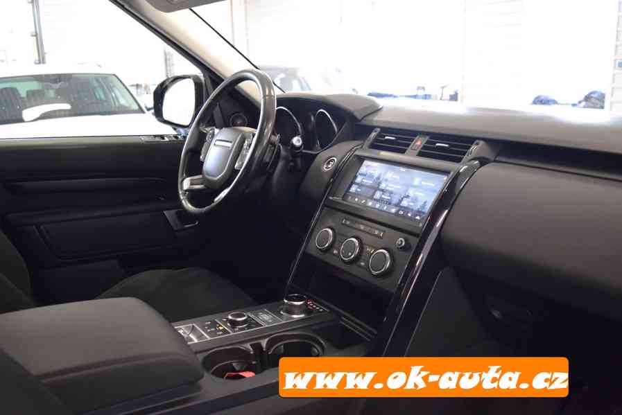 Land Rover Discovery 2.0 TD4 AWD 177 kW 2020  - foto 13