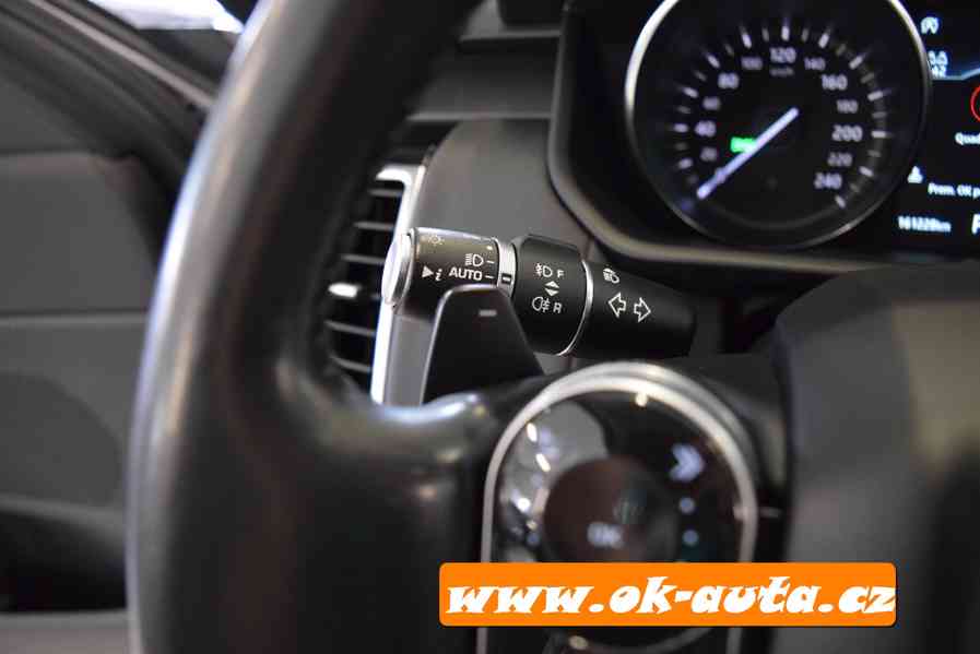 Land Rover Discovery 2.0 TD4 AWD 177 kW 2020  - foto 15