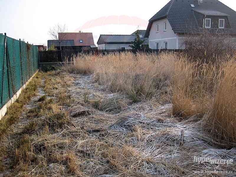 pěkný pozemek v blízkosti Klánovického lesa 713 m2 Úvaly - foto 6