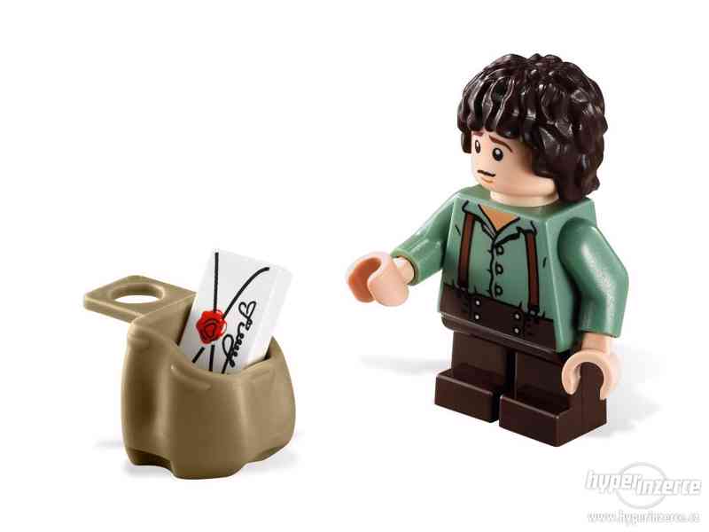LEGO 9469 Pán prstenu - Gandalf přijíždí  - foto 5