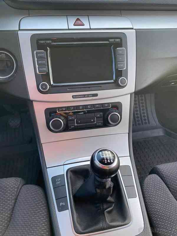 Volkswagen Passat (B6) TSI benzin v dobrém stavu - foto 12