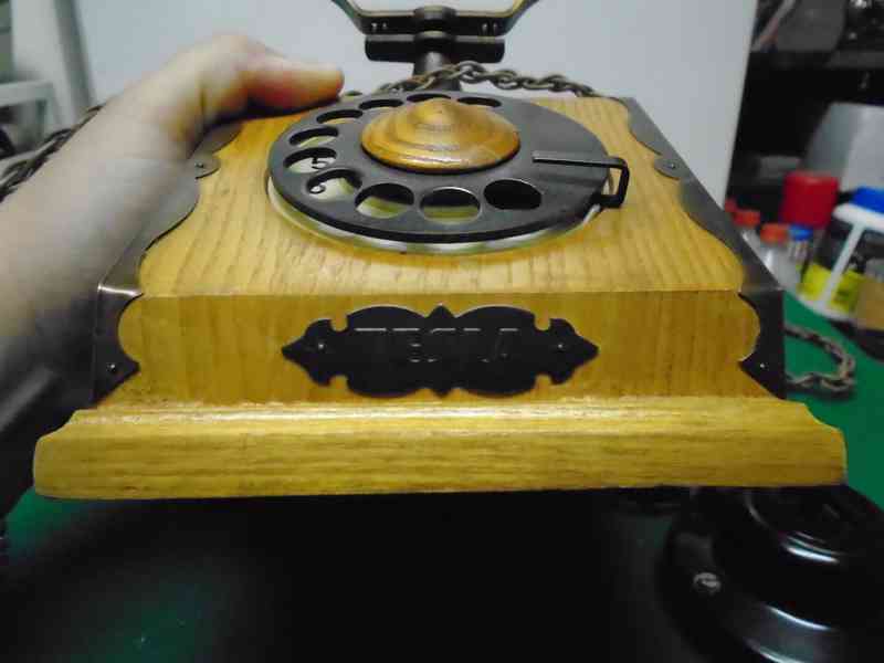 Retro dřevěný telefon Tesla C20 1974 super sběratelský stav - foto 9