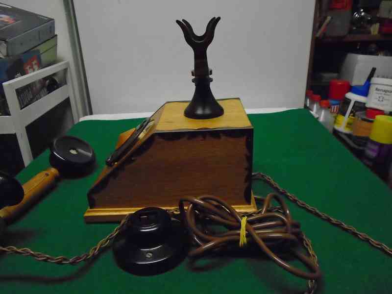 Retro dřevěný telefon Tesla C20 1974 super sběratelský stav - foto 7