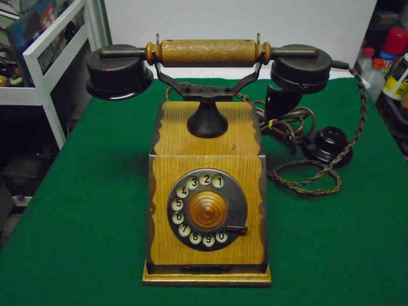 Retro dřevěný telefon Tesla C20 1974 super sběratelský stav - foto 3