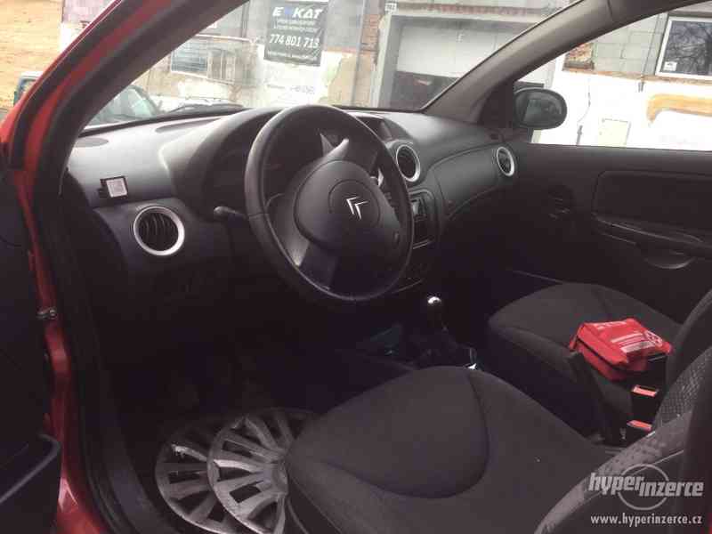 Citroen C2 1,1i - prodej dílů. - foto 5
