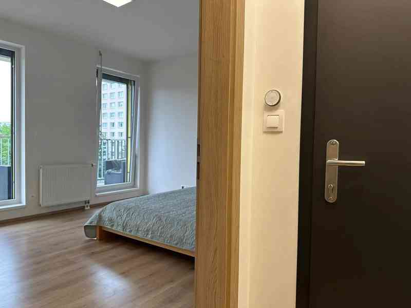 Pronájem bytu 1+kk 28 m² - foto 10