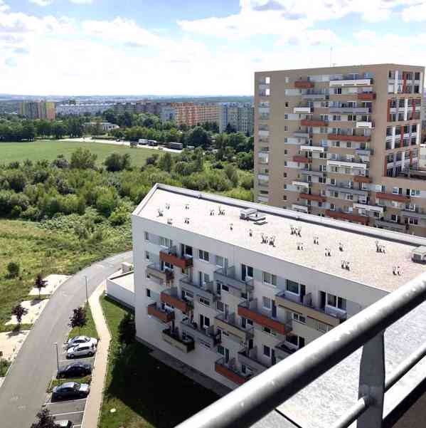 Prodej bytu 1+kk 38 m2 + L (8 m2) + B (5 m2) Mantovská, Praha 15 - Horní Měcholupy - foto 2