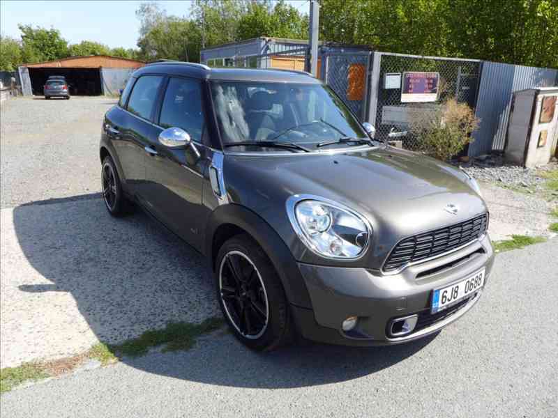 Mini Countryman 2,0 SD 4X4, VÝHŘEV, NAVI - foto 2