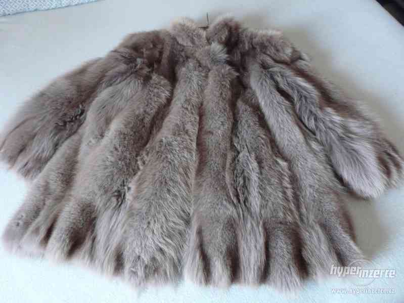 luxusní dámský kožich - PALETO ze stříbrné lišky - foto 9