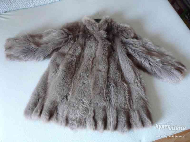 luxusní dámský kožich - PALETO ze stříbrné lišky - foto 10