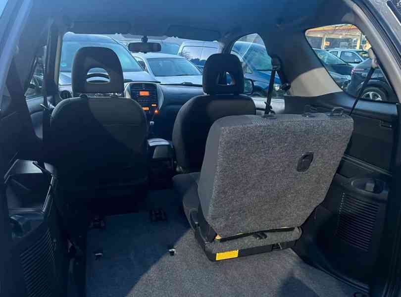 Toyota RAV 4 2.0i Sol 4x4 benzín 110kw - foto 33