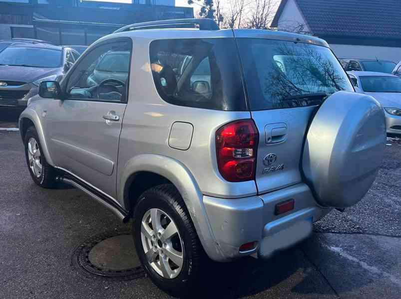 Toyota RAV 4 2.0i Sol 4x4 benzín 110kw - foto 10