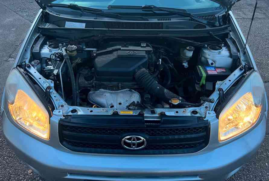 Toyota RAV 4 2.0i Sol 4x4 benzín 110kw - foto 34