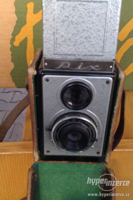 Staré fotoaparáty - foto 1