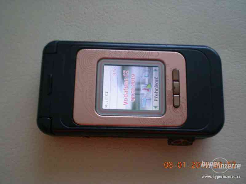 Nokia 7390 - véčkové telefony z r.2007, plně funkční - foto 3