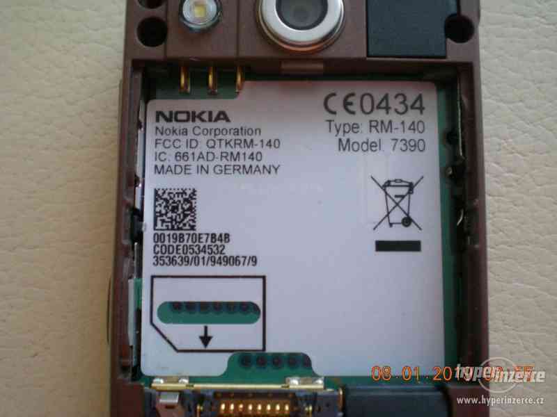 Nokia 7390 - véčkové telefony z r.2007, plně funkční - foto 12