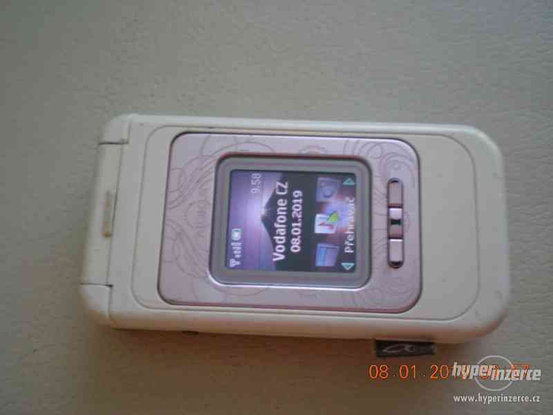 Nokia 7390 - véčkové telefony z r.2007, plně funkční - foto 14