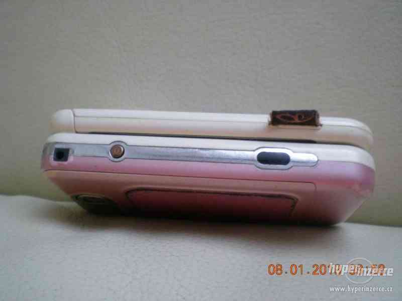 Nokia 7390 - véčkové telefony z r.2007, plně funkční - foto 18