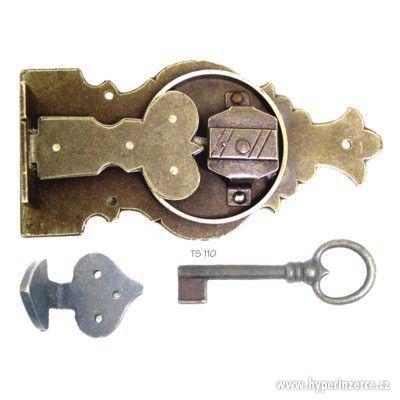 Výrobci a prodejci klíčů a zámků - foto 1