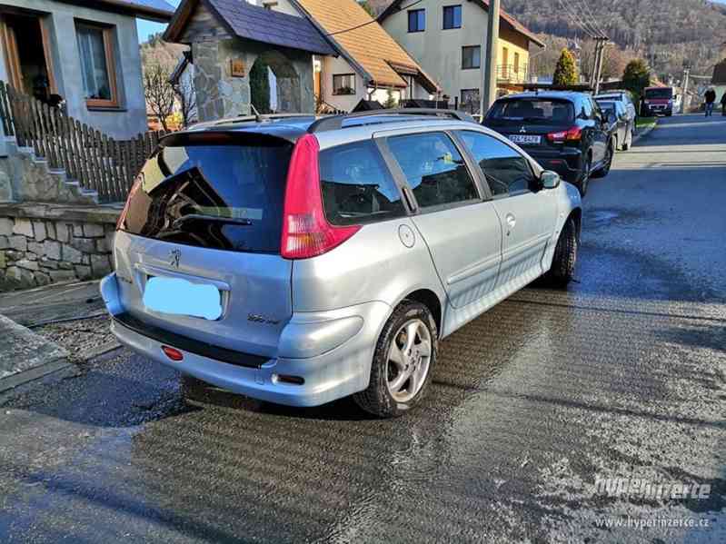 peugeot 206 SW - foto 3