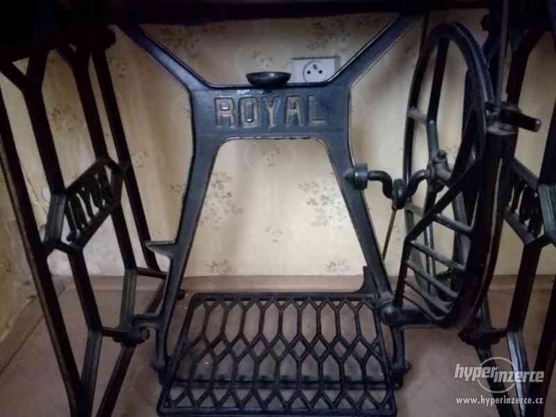 Šicí stroj ROYAL - foto 3