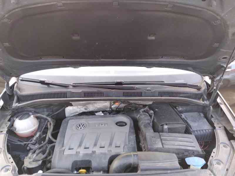 VOLKSWAGEN SHARAN 2.0 TDI DSG PANORAMA 7 MÍST SERVISKA - foto 46