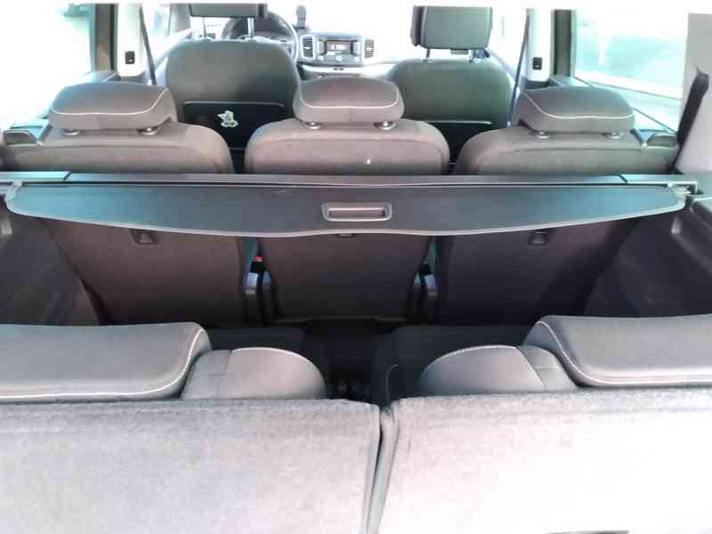 VOLKSWAGEN SHARAN 2.0 TDI DSG PANORAMA 7 MÍST SERVISKA - foto 20