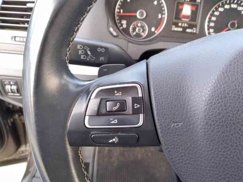 VOLKSWAGEN SHARAN 2.0 TDI DSG PANORAMA 7 MÍST SERVISKA - foto 12