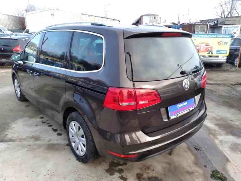 VOLKSWAGEN SHARAN 2.0 TDI DSG PANORAMA 7 MÍST SERVISKA - foto 8
