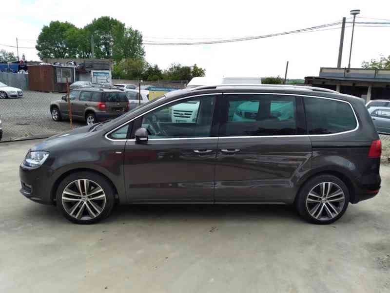 VOLKSWAGEN SHARAN 2.0 TDI DSG PANORAMA 7 MÍST SERVISKA - foto 4