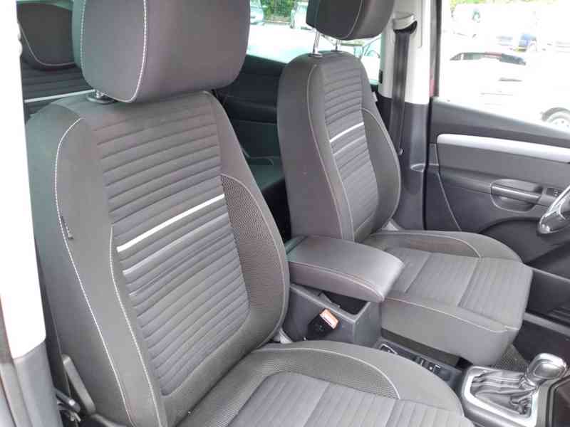 VOLKSWAGEN SHARAN 2.0 TDI DSG PANORAMA 7 MÍST SERVISKA - foto 16