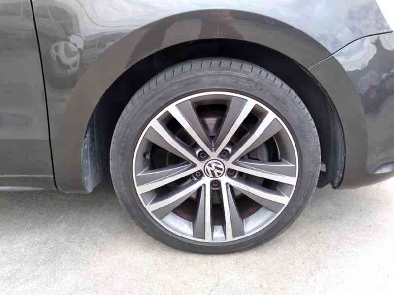 VOLKSWAGEN SHARAN 2.0 TDI DSG PANORAMA 7 MÍST SERVISKA - foto 49