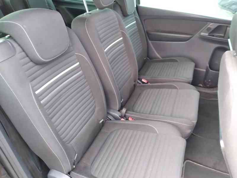 VOLKSWAGEN SHARAN 2.0 TDI DSG PANORAMA 7 MÍST SERVISKA - foto 15