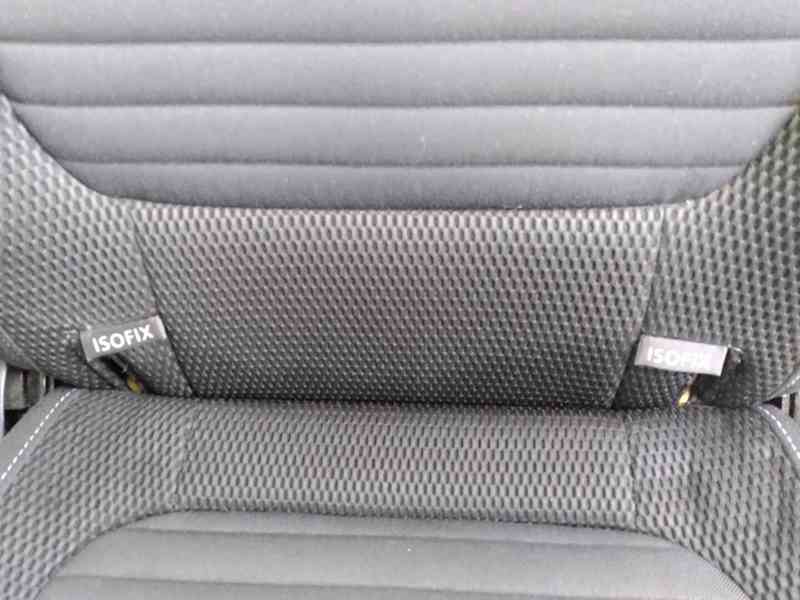 VOLKSWAGEN SHARAN 2.0 TDI DSG PANORAMA 7 MÍST SERVISKA - foto 40