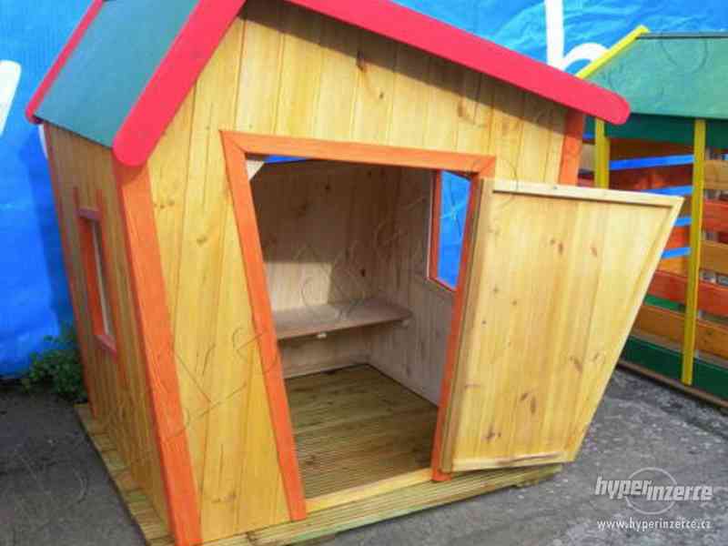 Dětský dřevěný domek Neposeda M - foto 1