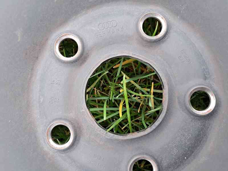 Kola plechové VW, Skoda 6J x 16H2 et50 - 4ks - foto 2