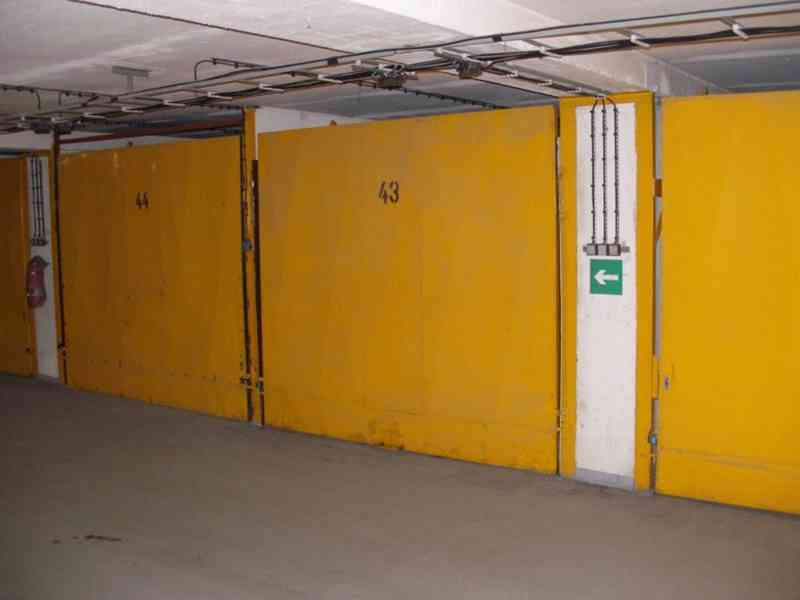 Pronájem garáže,Praha 6-Řepy, 2.900Kč - foto 2