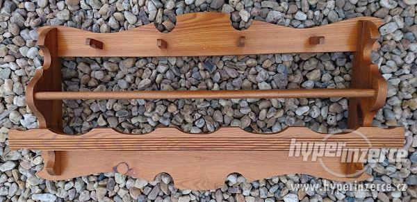 Dřevěná polička - foto 1