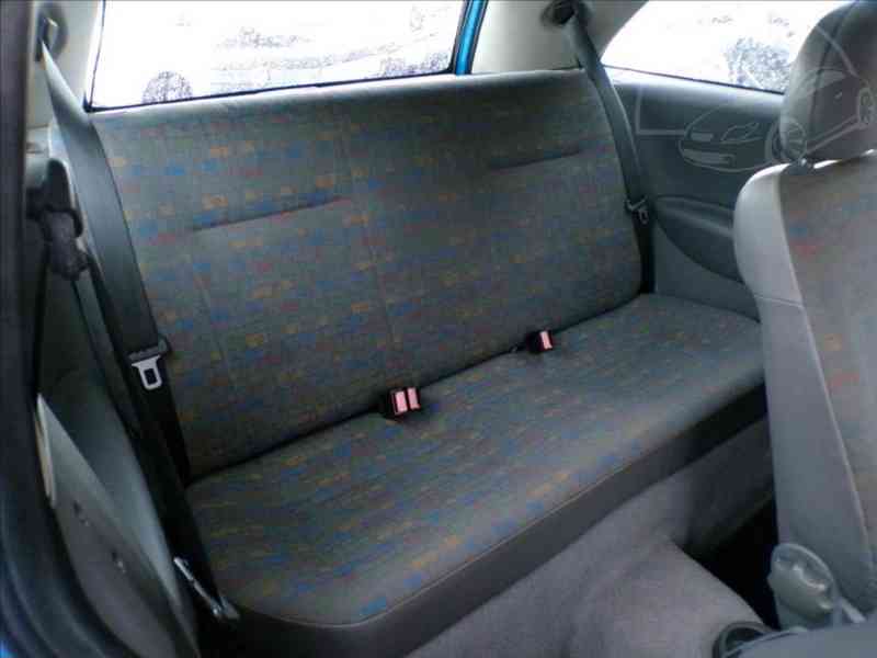 Opel Corsa 1,0 i POSILOVAČ ŘÍZENÍ - foto 9