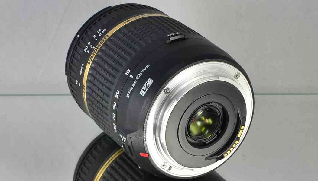 pro Canon - Tamron AF 18-270mm  DiII VC PZD*UV - foto 5
