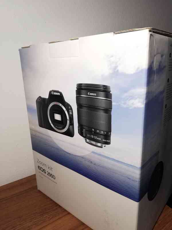 Canon EOS 200D + 18-135 mm IS STM černý - foto 3